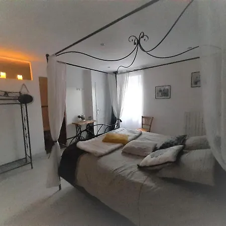 Alojamento de Acomodação e Pequeno-almoço La Douce Parenthese -nature, Convivialite & Serenite