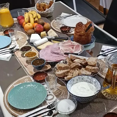 Alojamento de Acomodação e Pequeno-almoço La Douce Parenthese -nature, Convivialite & Serenite Montirat (Tarn)