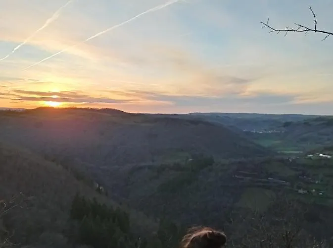 La Douce Parenthese -nature, Convivialite & Serenite Bed & Breakfast Montirat (Tarn)