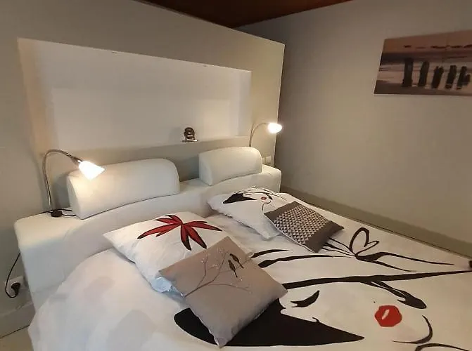 La Douce Parenthese -nature, Convivialite & Serenite Montirat (Tarn)