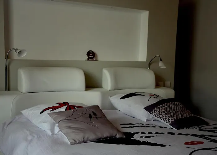 La Douce Parenthese -nature, Convivialite & Serenite Montirat (Tarn)