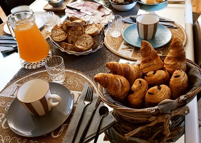 La Douce Parenthese -nature, Convivialite & Serenite Bed & Breakfast