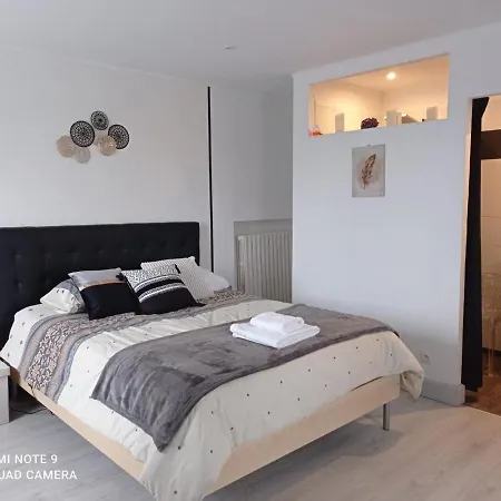 La Douce Parenthese -nature, Convivialite & Serenite Bed & Breakfast Montirat (Tarn)