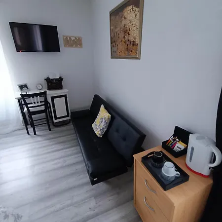 Bed & Breakfast La Douce Parenthese -nature, Convivialite & Serenite 3*