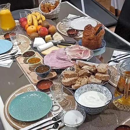 Alojamento de Acomodação e Pequeno-almoço La Douce Parenthese -nature, Convivialite & Serenite Montirat (Tarn)