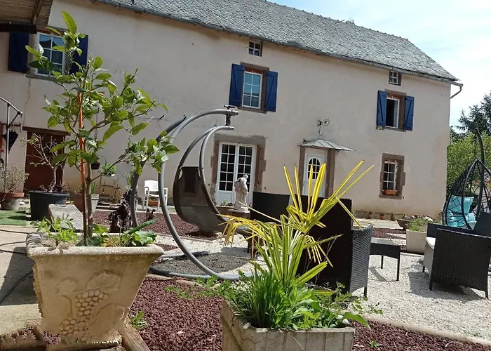 La Douce Parenthese -nature, Convivialite & Serenite 3* Montirat