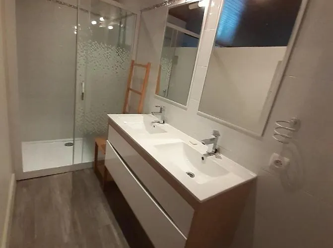 La Douce Parenthese -nature, Convivialite & Serenite Panzió Montirat